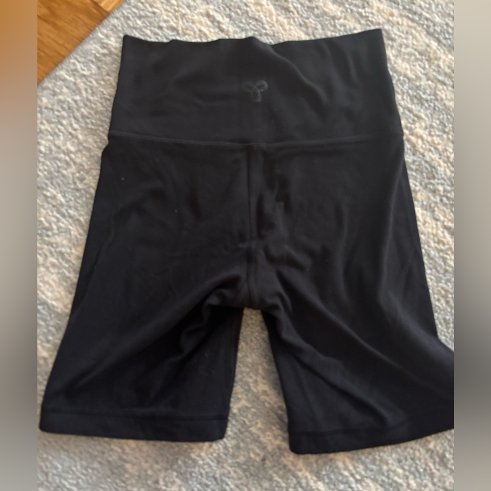 BUTTER Cheeky Hi-Rise 5" Short